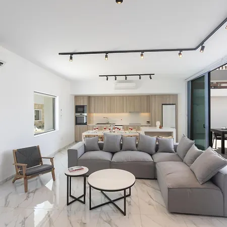 Orea Luxury * 아이아 나파