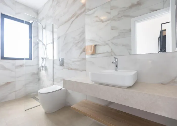 Orea Luxury * Aya Napa