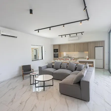 וילה Orea Luxury