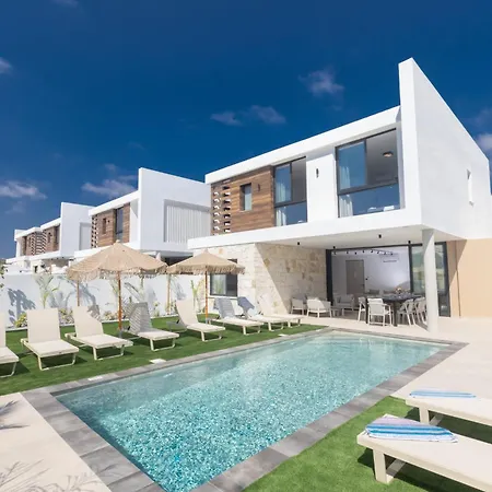 וילה Orea Luxury *
